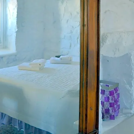 Apsenti Couples Only Apartahotel 4*