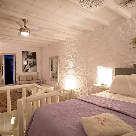 Apartahotel Apsenti Couples Only 4*