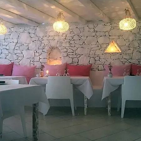 Apartahotel Apsenti Couples Only